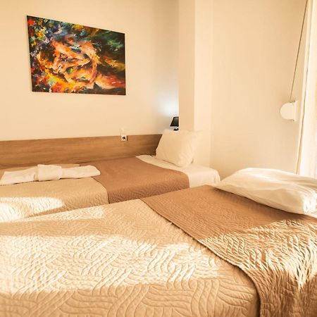 Afrathias Beachhouse - Cretan Hideaway Kalamaki  Extérieur photo