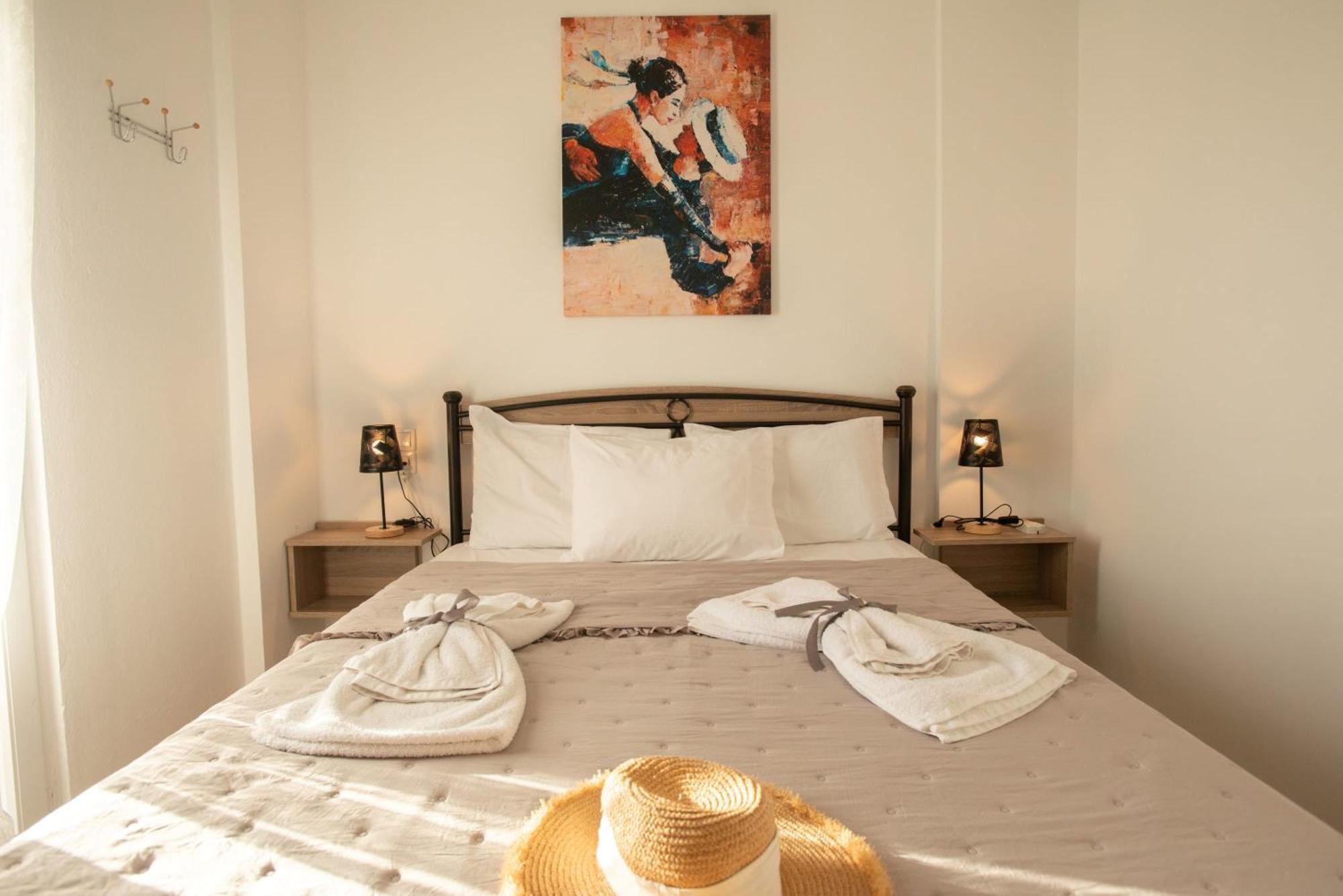 Afrathias Beachhouse - Cretan Hideaway Kalamaki  Extérieur photo