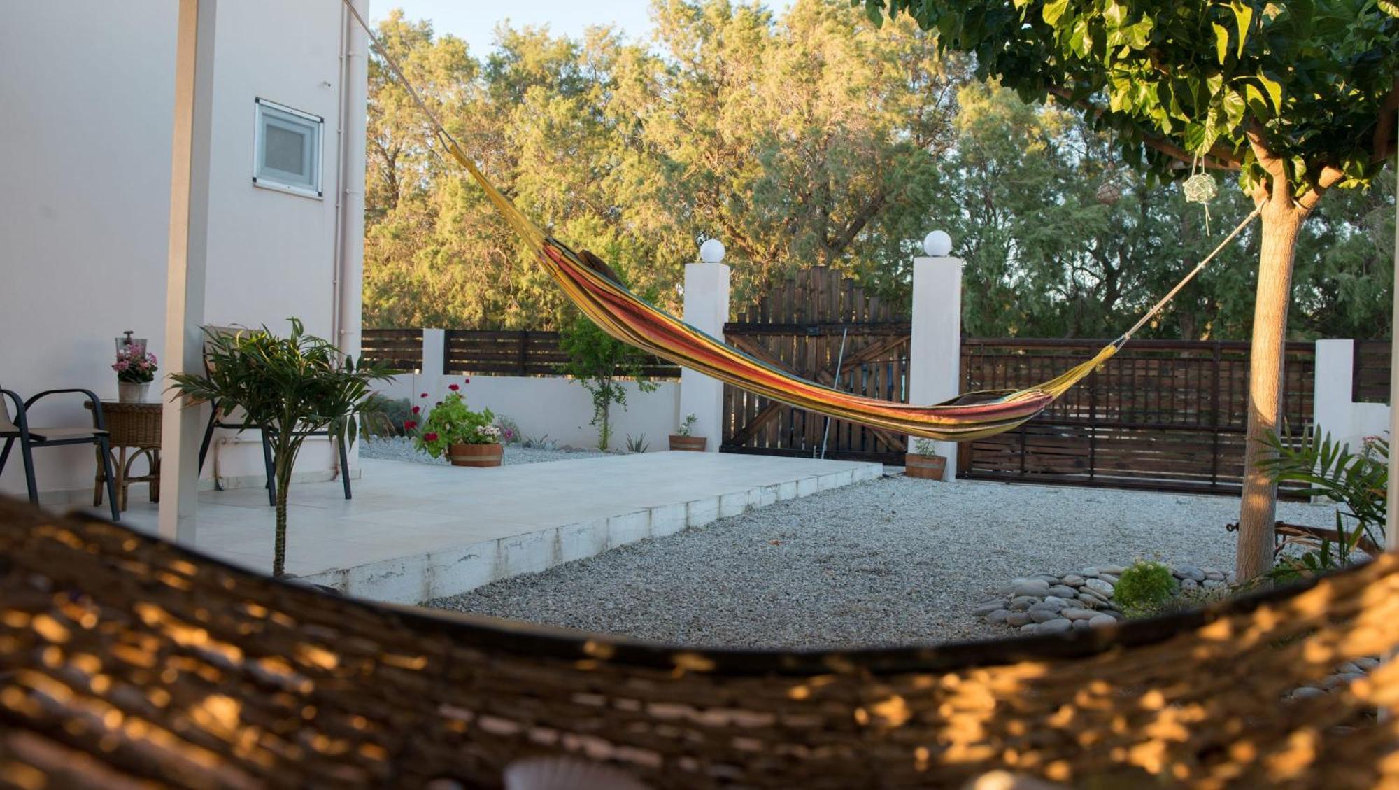 Afrathias Beachhouse - Cretan Hideaway Kalamaki  Extérieur photo