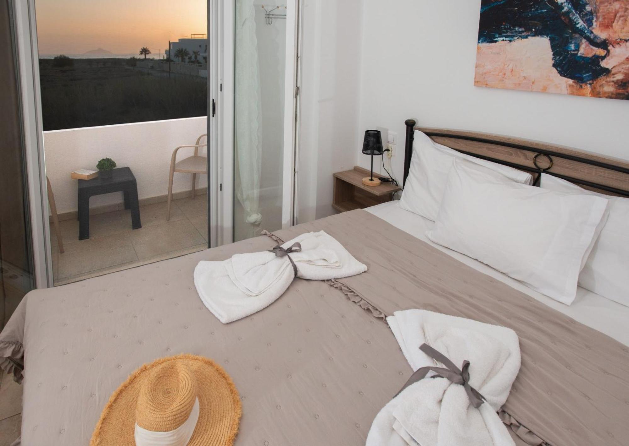 Afrathias Beachhouse - Cretan Hideaway Kalamaki  Extérieur photo